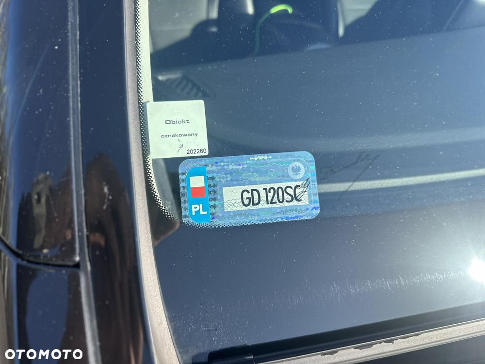 Mercedes-Benz GLC - 9