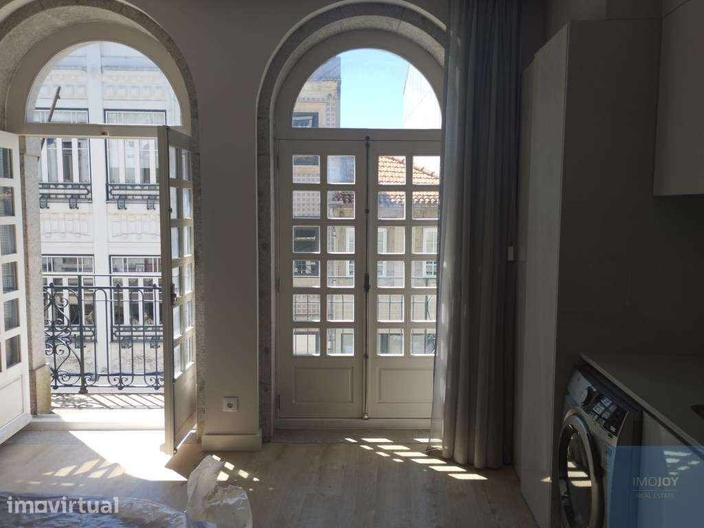Apartamento T1 no Porto - Grande imagem: 2/13