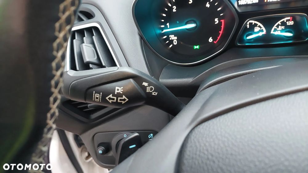 Ford Kuga 2.0 TDCi 4x4 Vignale - 21