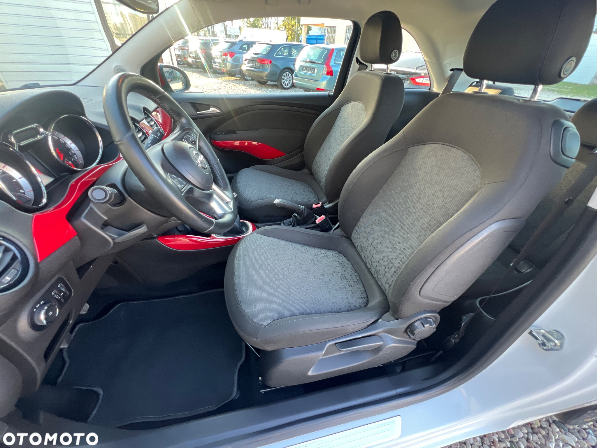 Opel Adam 1.2 White Link - 21