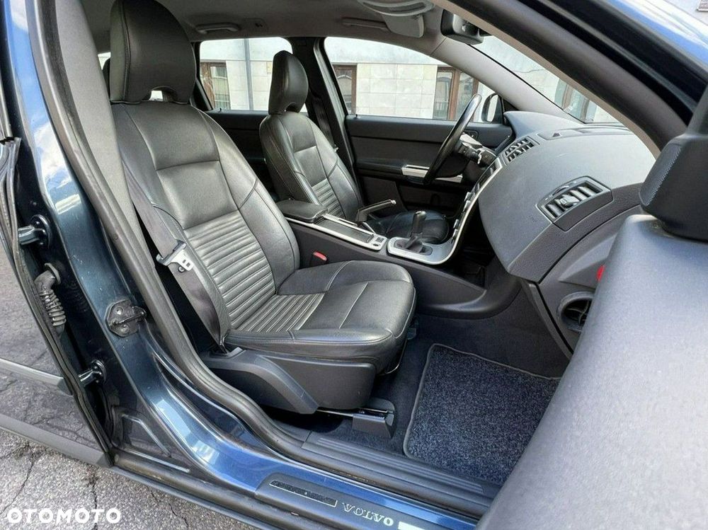 Volvo V50 1.6D Momentum - 13