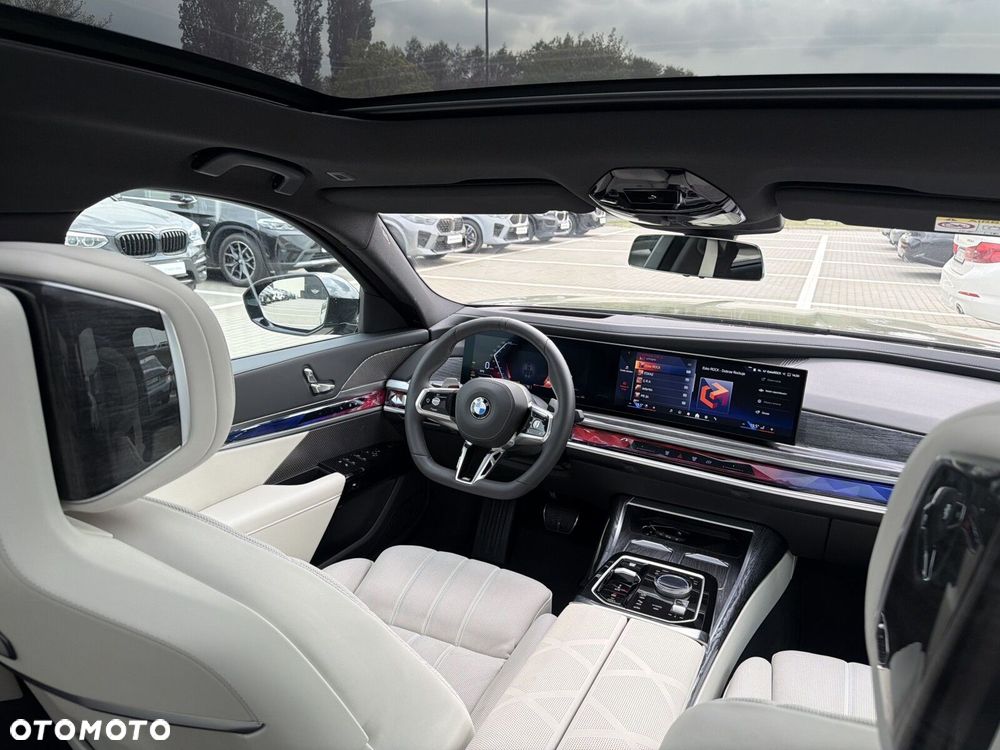 BMW Seria 7 - 18