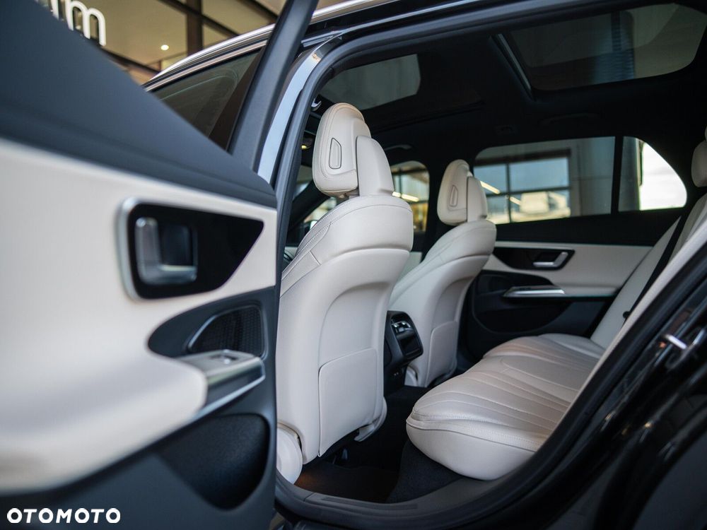 Mercedes-Benz Klasa E - 14