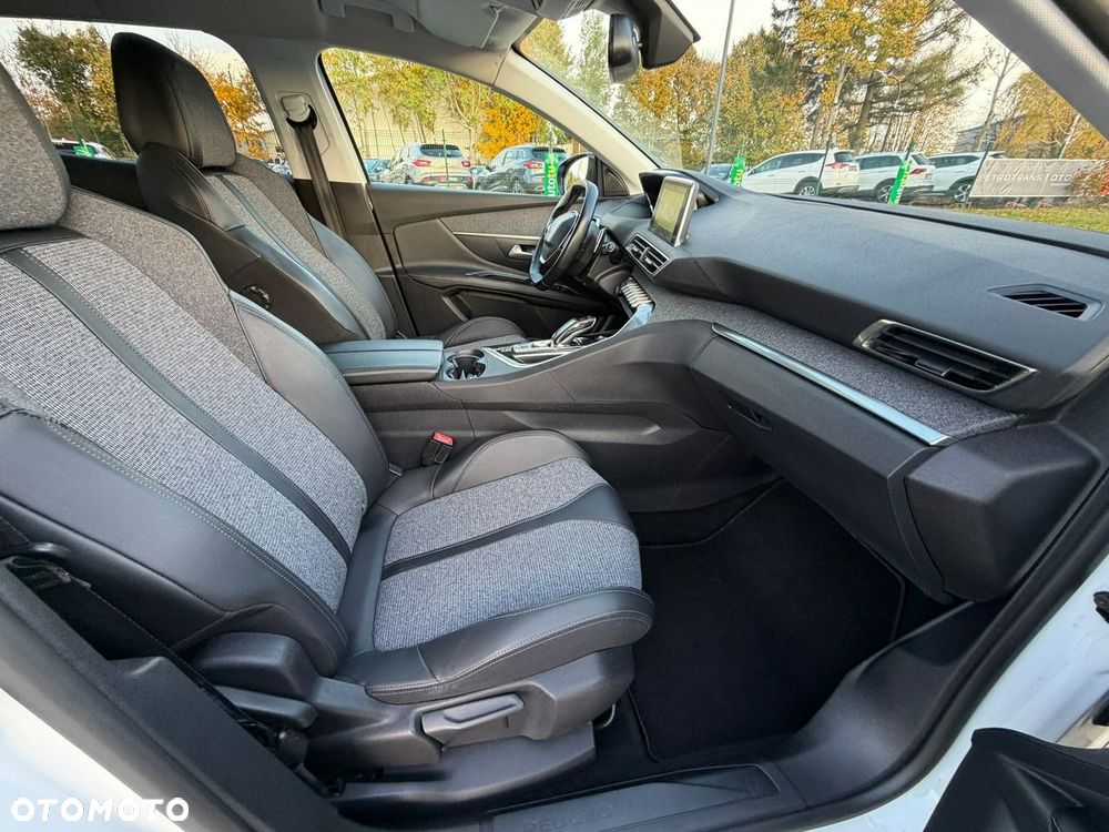 Peugeot 3008 BlueHDi 130 Stop & Start EAT8 Allure - 36