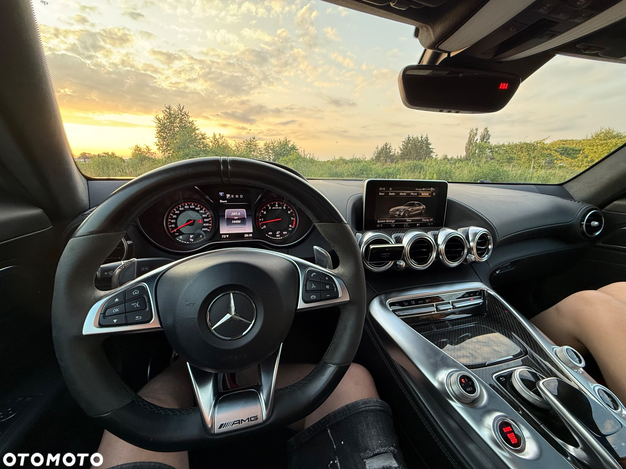Mercedes-Benz AMG GT Standard - 10