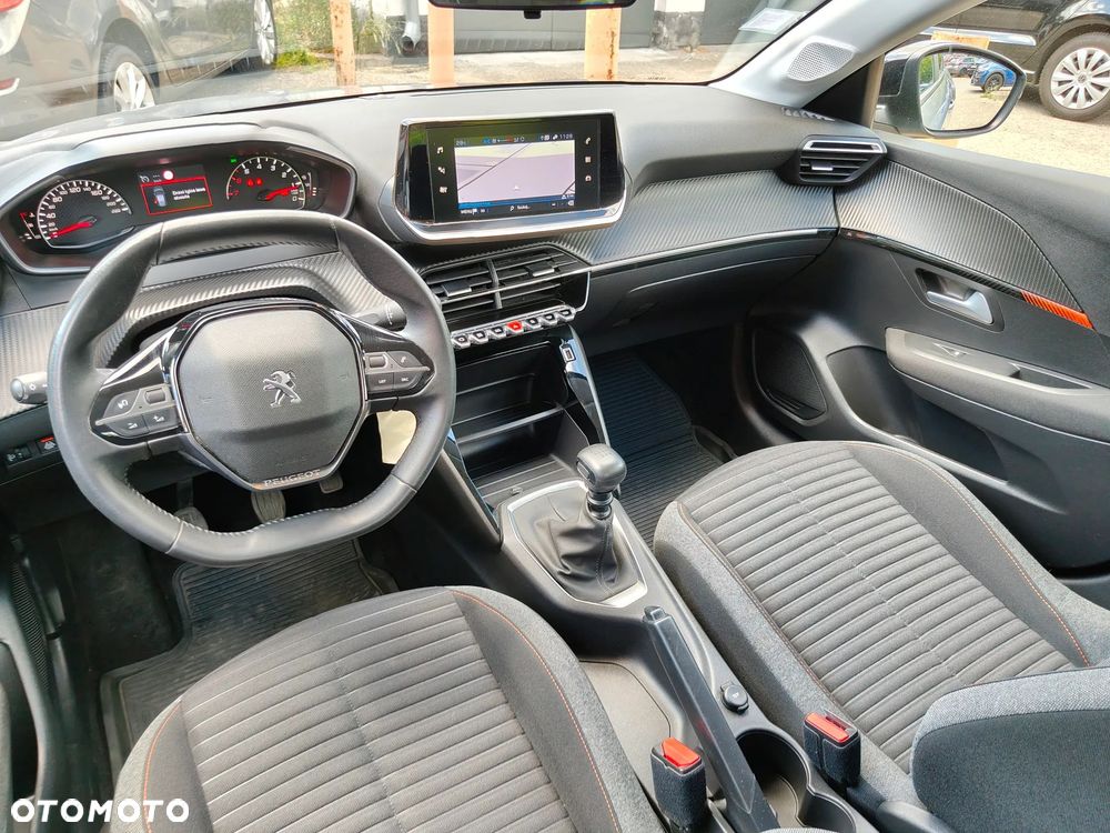 Peugeot 208 PureTech 100 Active - 28