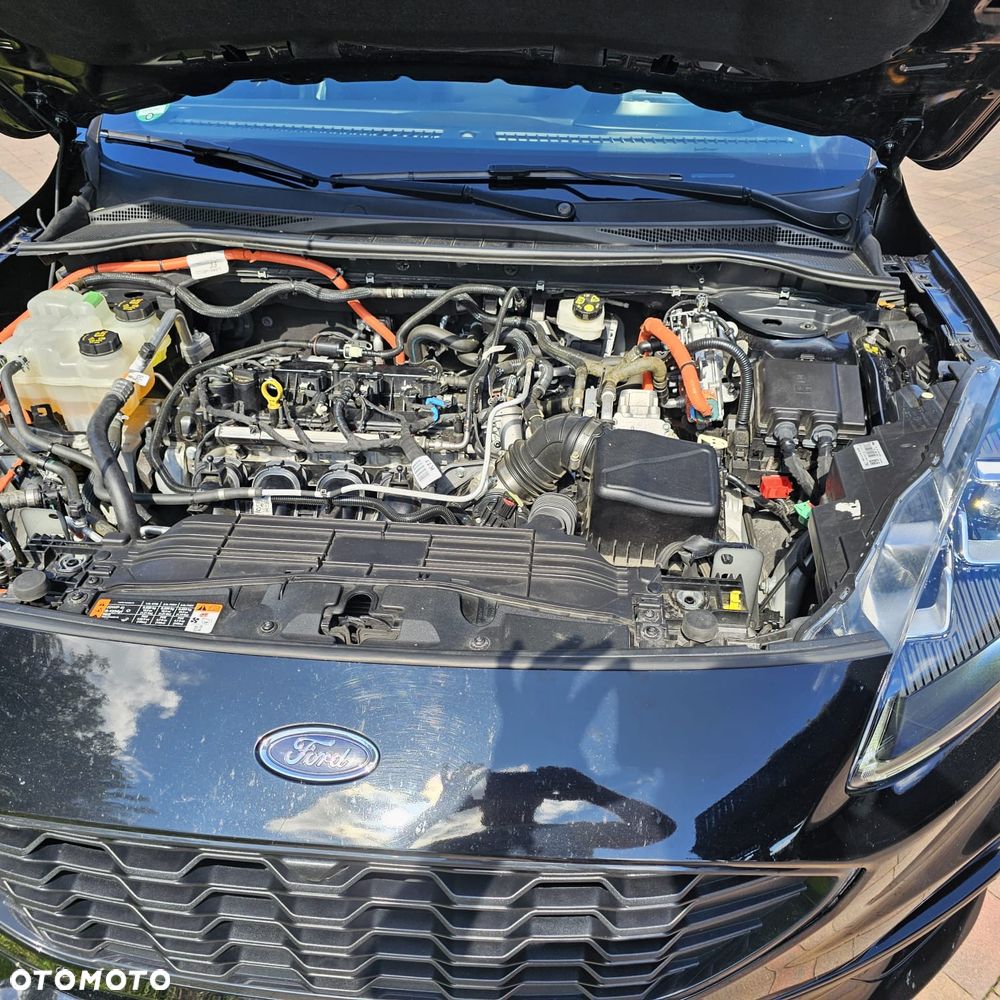 Ford Kuga - 27