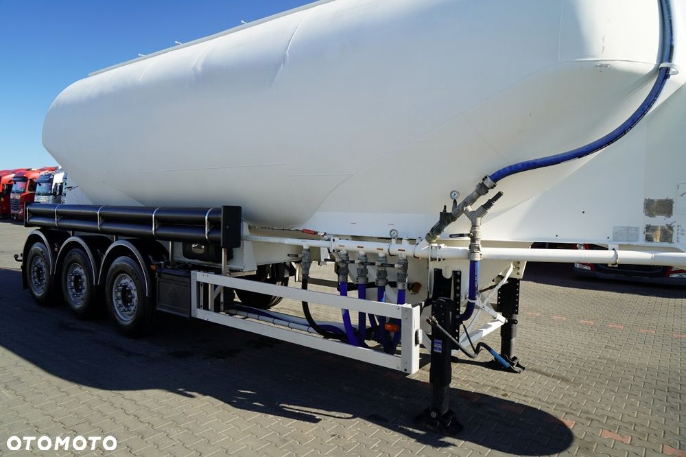 Feldbinder CEMENTONACZEPA / 5 KOMÓR / 40 000 L / DO MATERIAŁÓW SYPKICH / OSIE SAF / ALUFELGI - 10