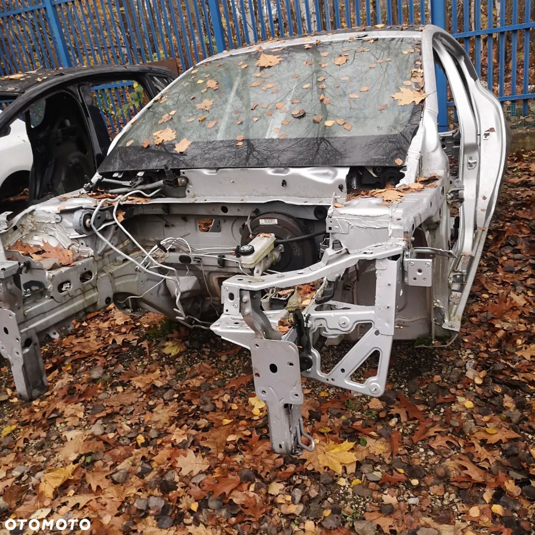 RENAULT MEGANE III HB 5D KAROSERIA SZYBA DACH UK - 1
