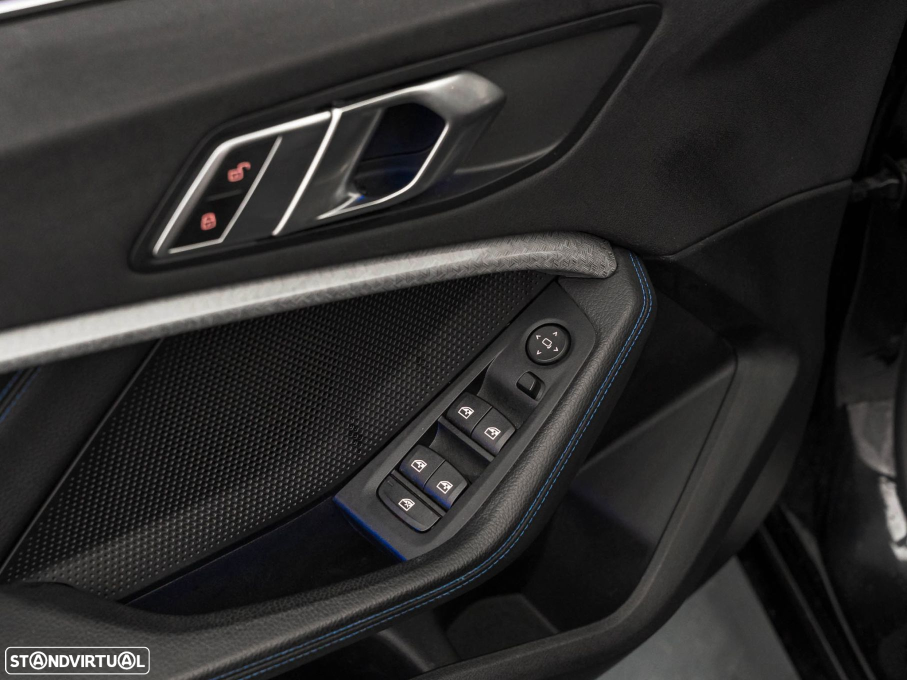 BMW 118 i Pack Desportivo M Auto - 17