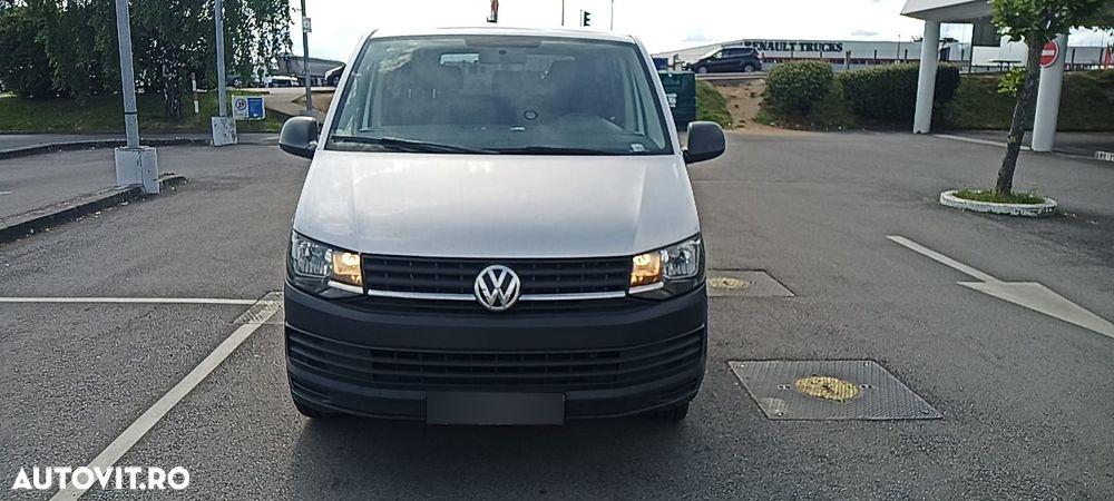 Volkswagen Multivan - 12