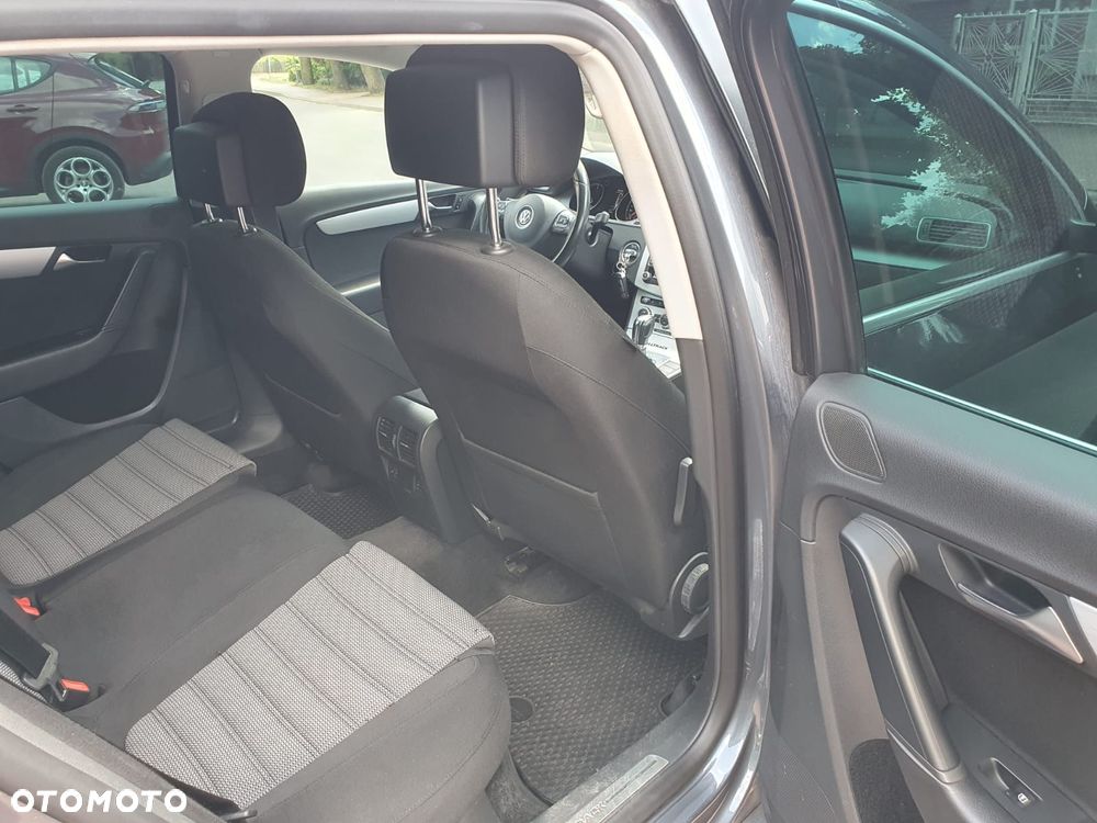 Volkswagen Passat Alltrack 2.0 TDI 4Motion DSG BlueMotion Tec - 14