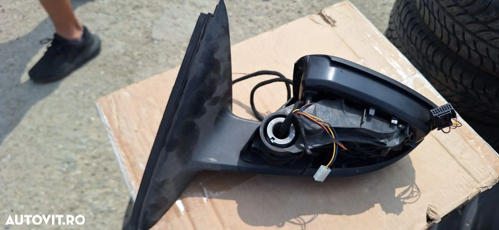 OGLINDA STANGA SKODA OCTAVIA 3 - 5