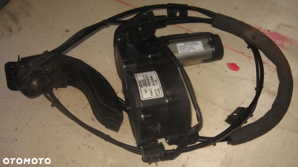 mechanizm linki lewy drzwi odsuwanych PEUGEOT 1007 - 1