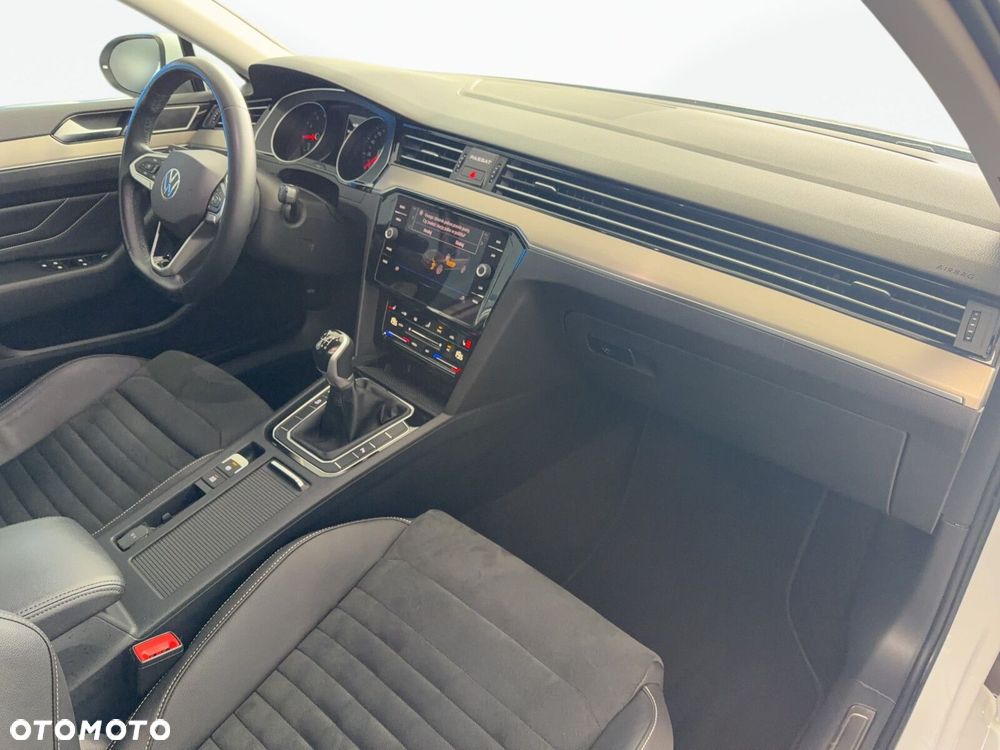 Volkswagen Passat Variant - 20