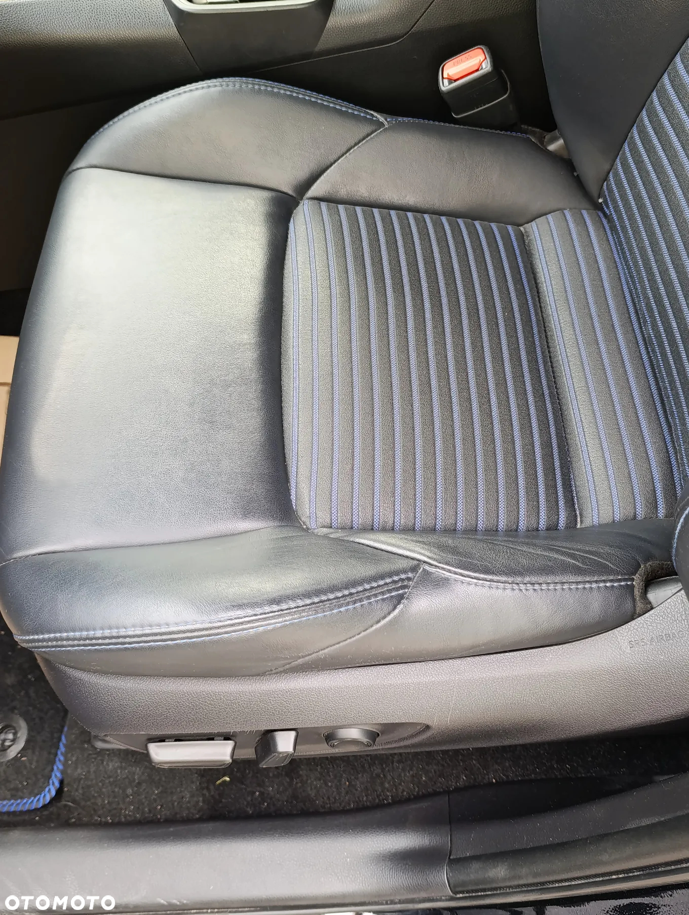 Toyota RAV4 - 16