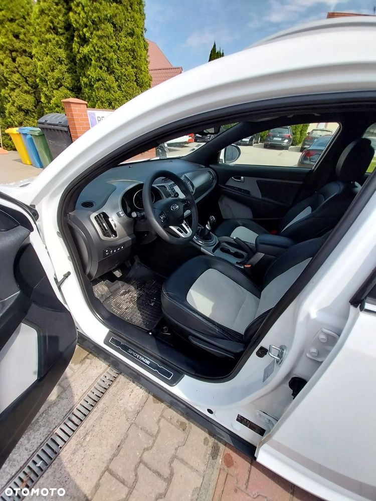 Kia Sportage - 16