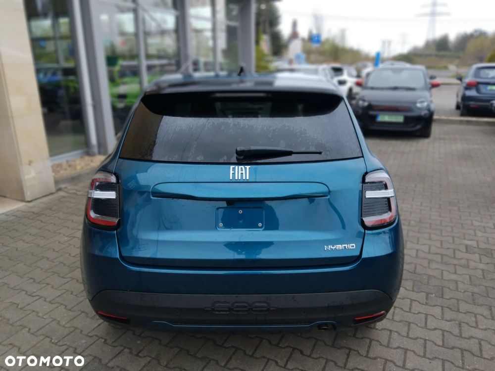 Fiat 600 1.2 Turbo La Prima eDCT - 4