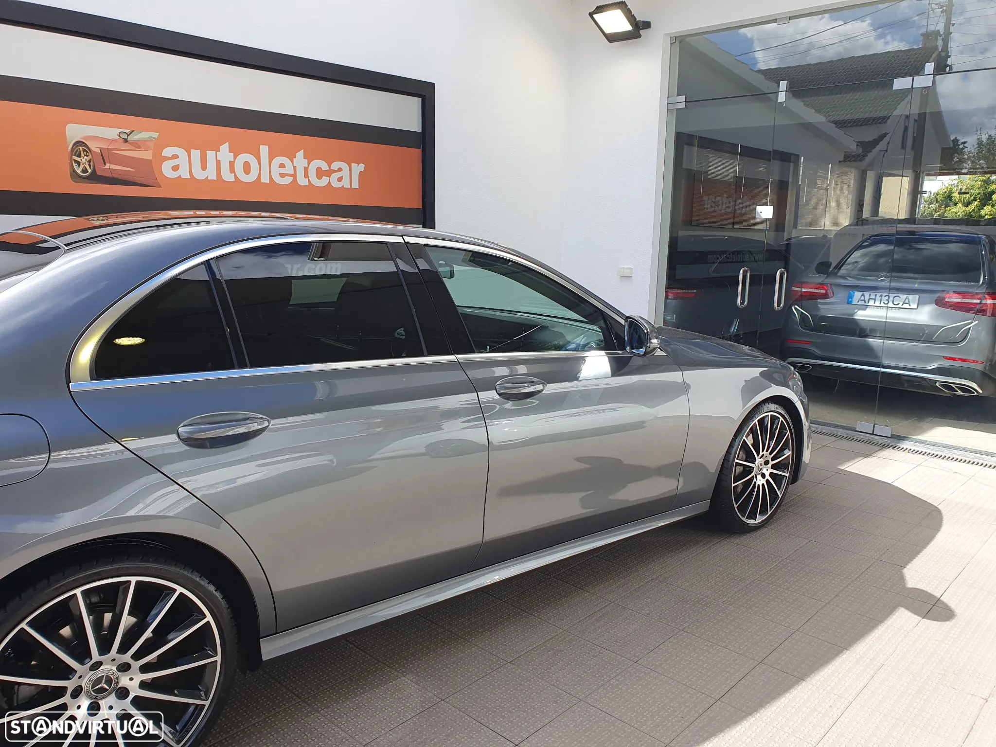 Mercedes-Benz E 220 d AMG - 17