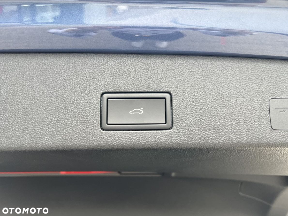 Volkswagen Golf - 26