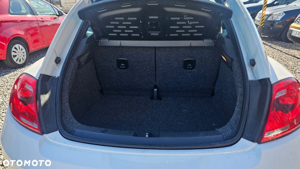 Volkswagen Beetle 1.6 TDI DPF - 15