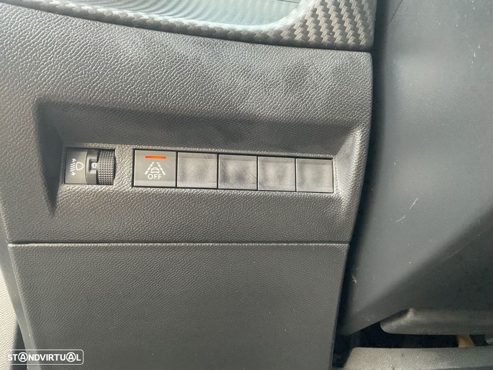 Peugeot 2008 1.5 BlueHDi Active - 22