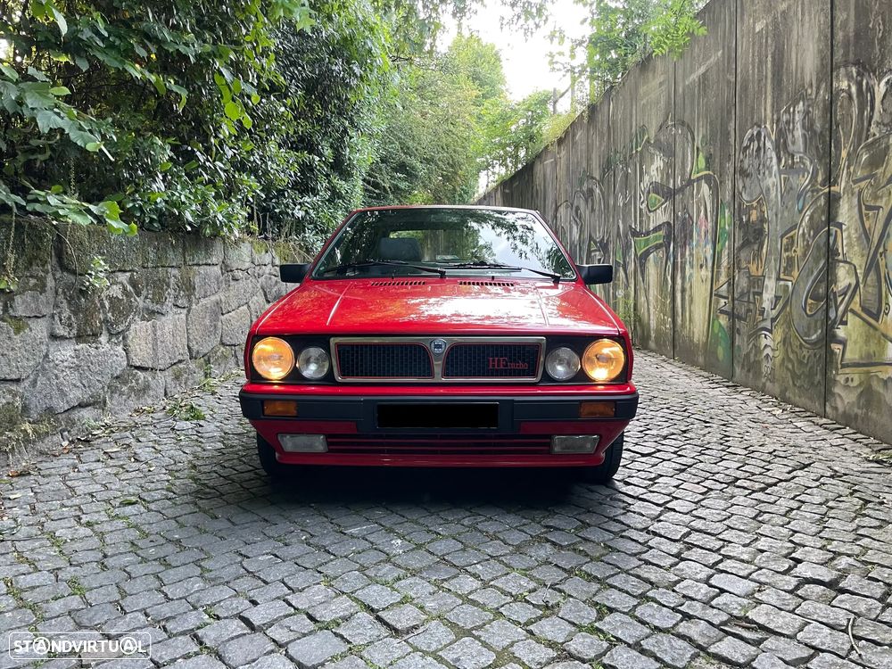 Lancia Delta 1.6 HF Turbo - 37