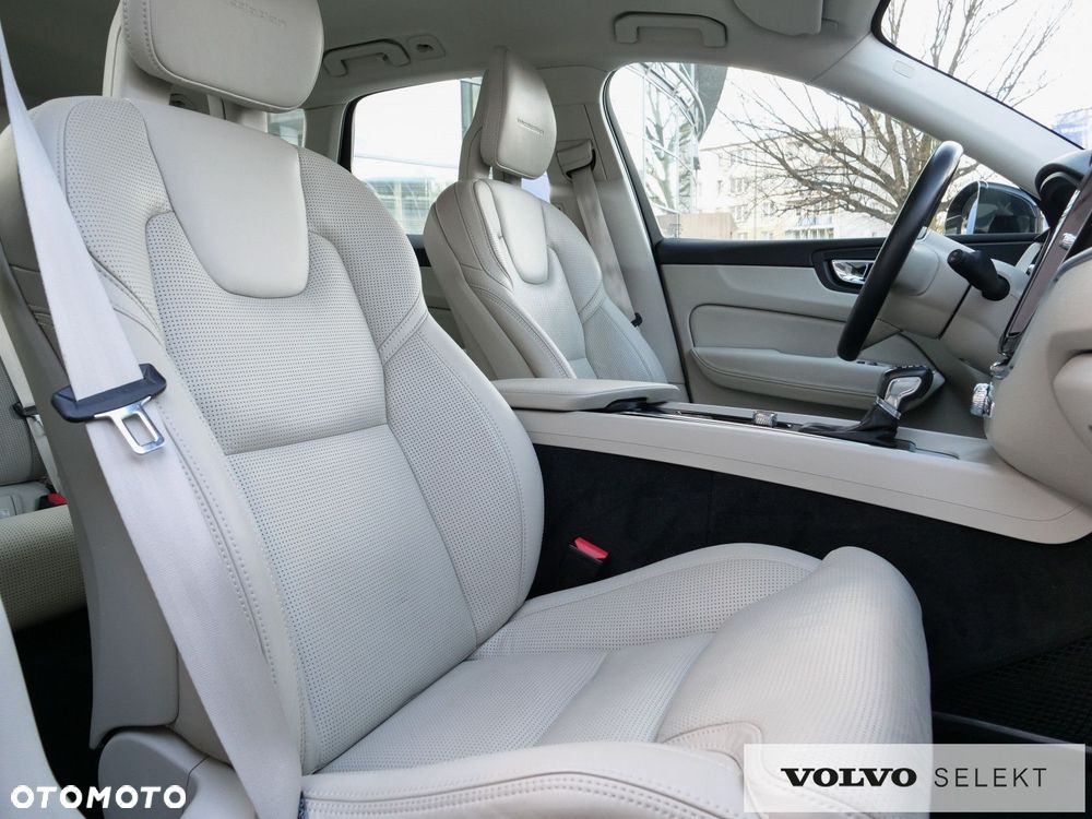 Volvo XC 60 - 27