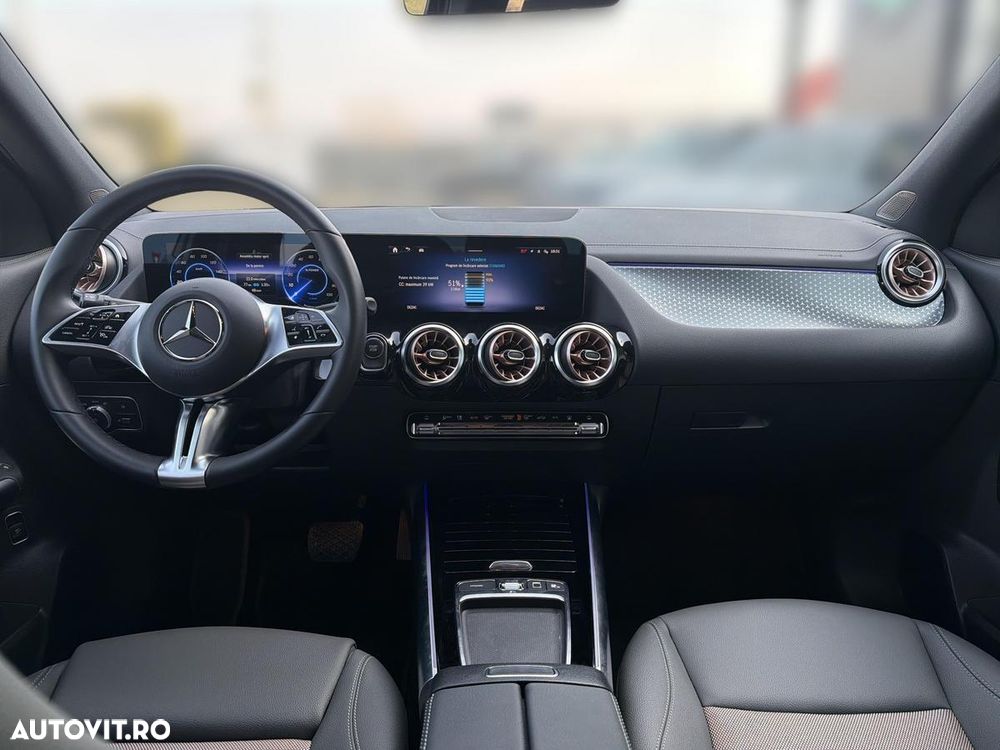 Mercedes-Benz EQA 250+ - 11