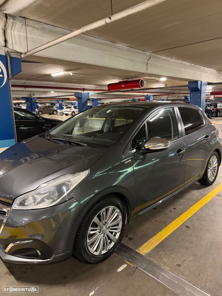 Peugeot 208 1.2 PureTech Style - 3