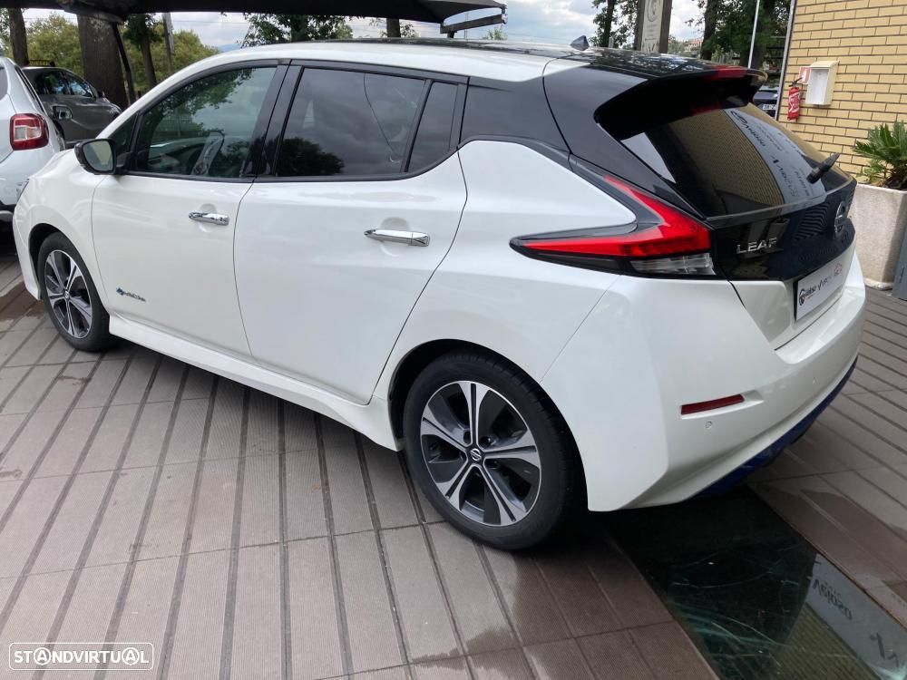Nissan Leaf N-Connecta Two Tone - 7