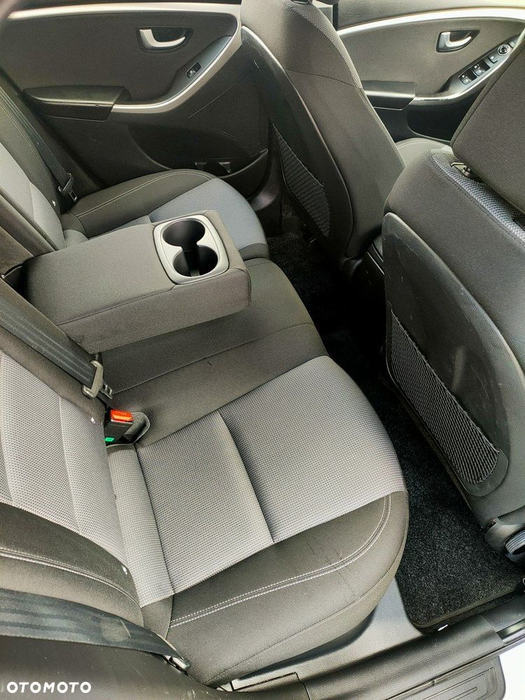 Hyundai i30 - 18
