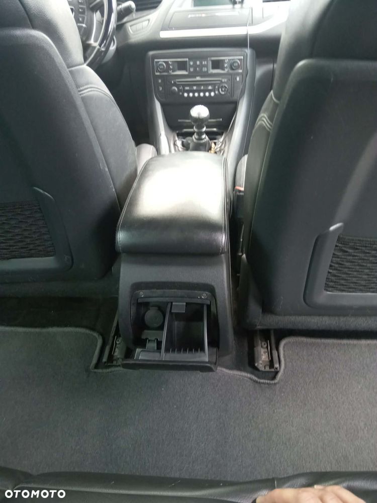 Citroën C5 2.0 HDi Confort - 10
