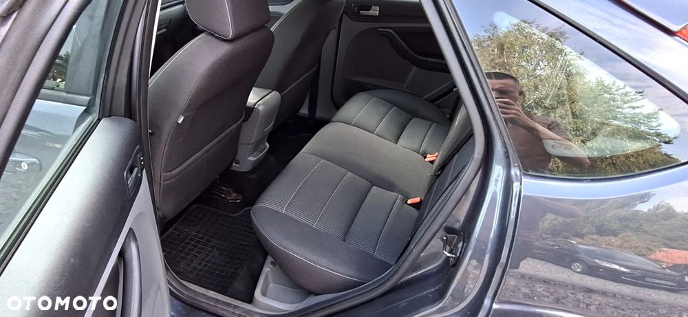 Ford Focus 1.6 16V Titanium - 15