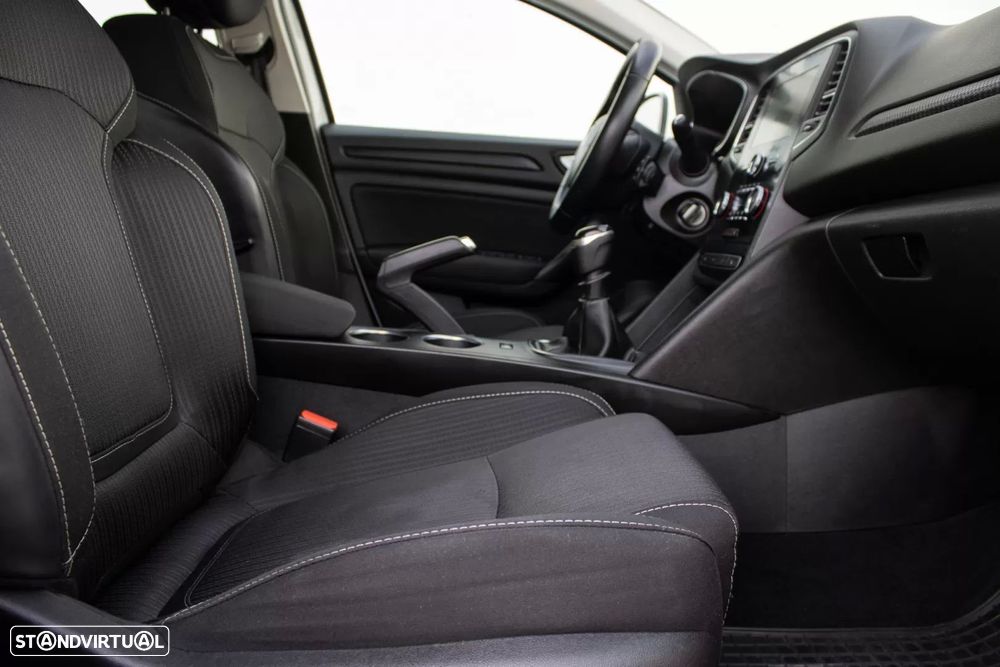 Renault Mégane Sport Tourer 1.5 Blue dCi Zen - 27