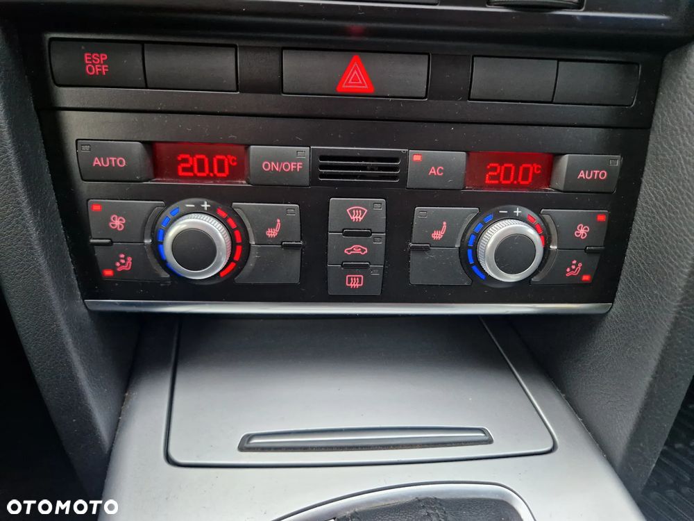 Audi A6 Avant 2.0 TDI DPF multitronic - 26