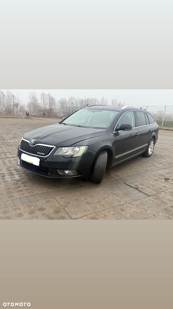 Skoda Superb 1.6 TDI GreenLine - 2