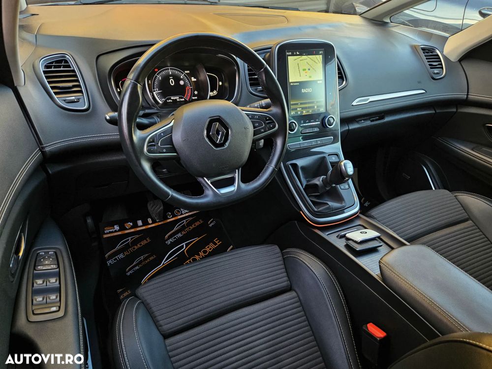 Renault Grand Scenic ENERGY dCi 130 BOSE EDITION - 8