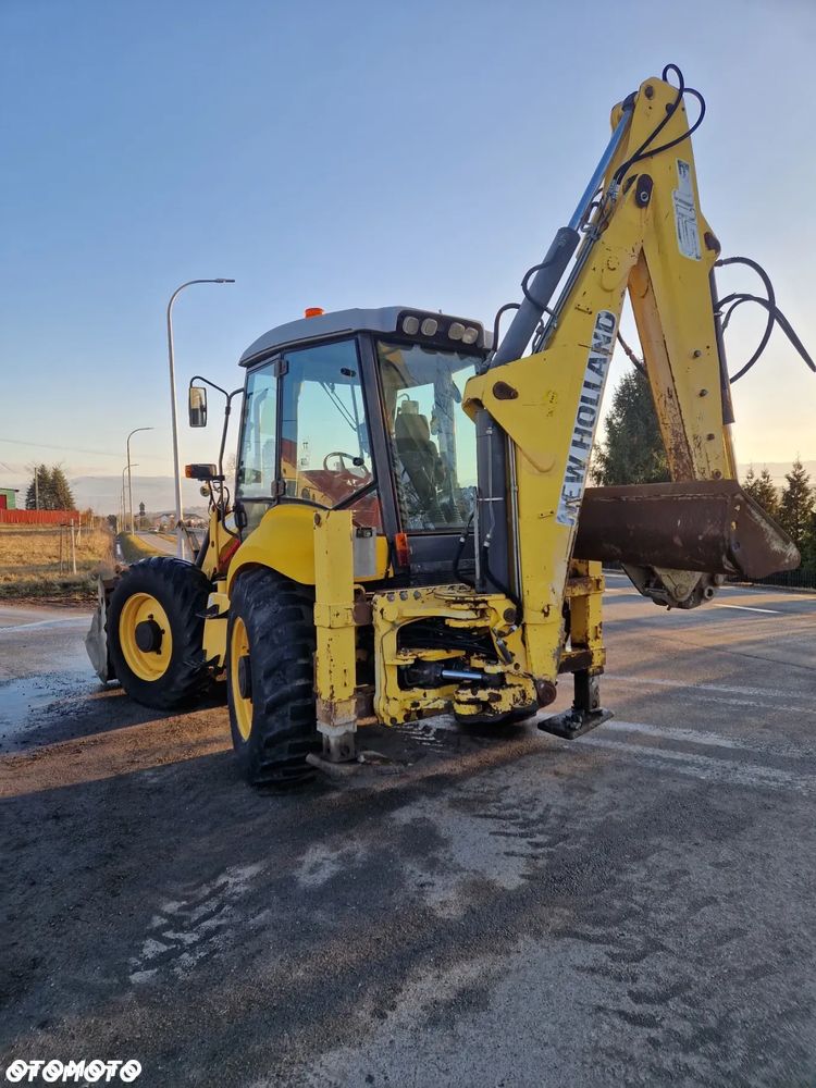 New Holland LB115 - 6