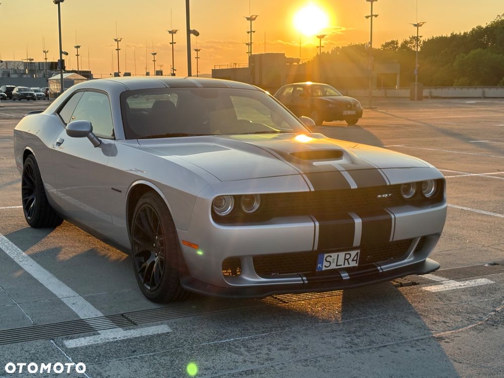 Dodge Challenger 5.7 R/T - 10