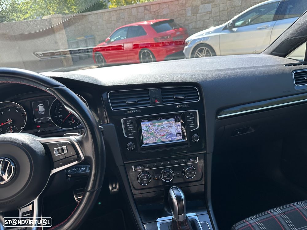 VW Golf 2.0 TSi GTi DSG Performance - 10