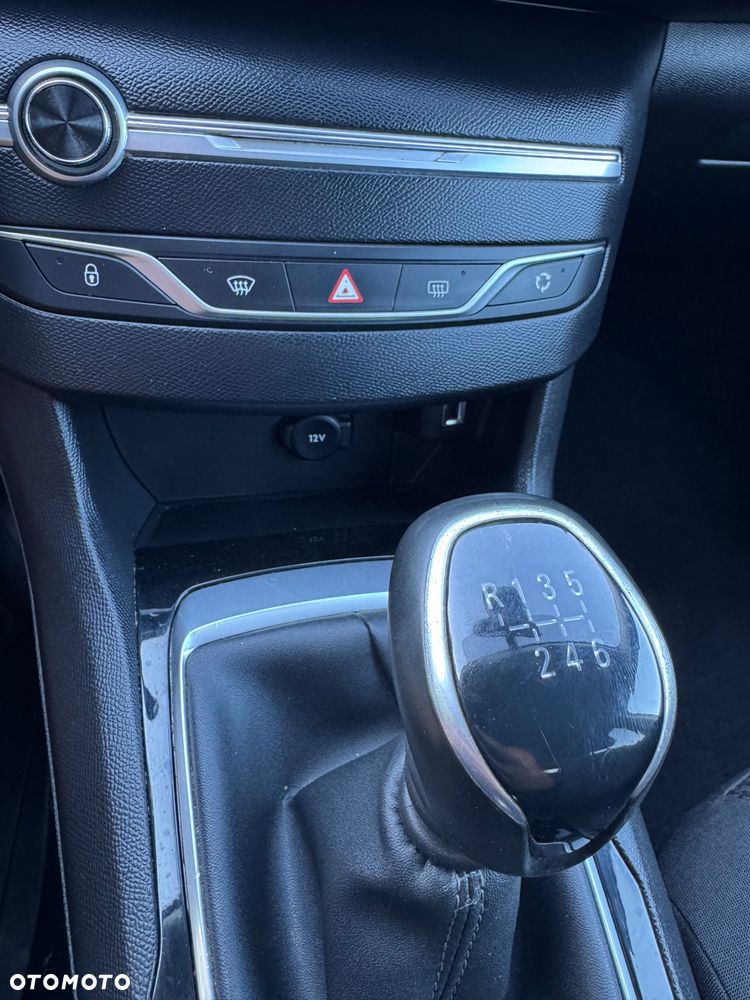 Peugeot 308 PureTech 110 Stop & Start Style - 13