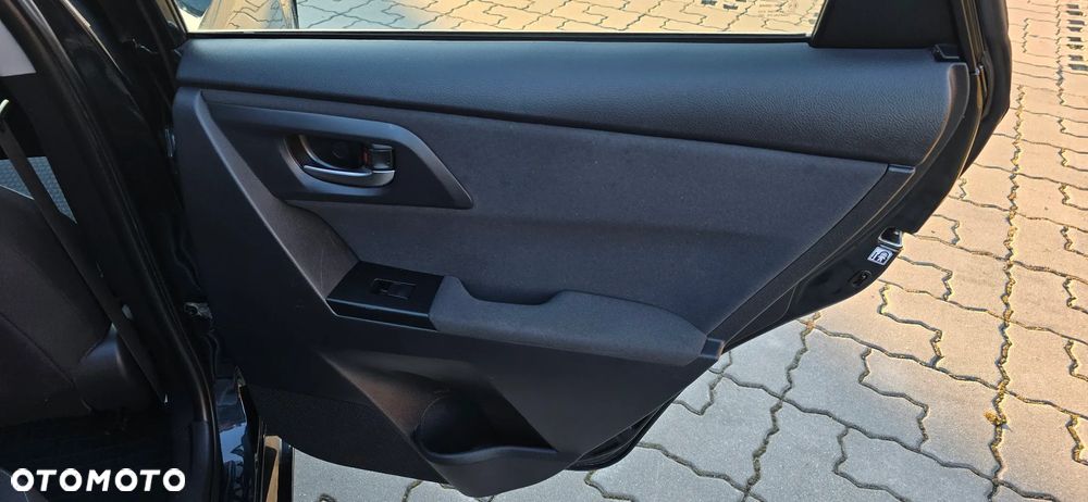 Toyota Auris - 27