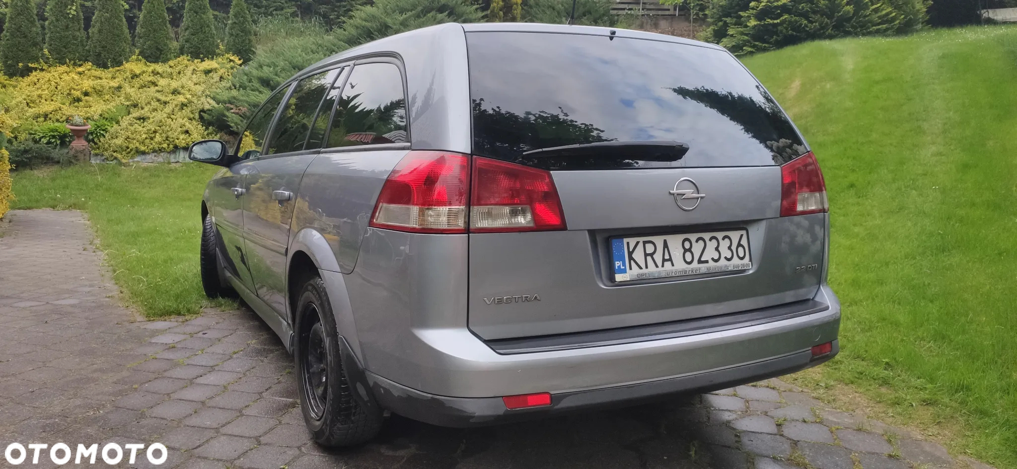 Opel Vectra 2.2 DTI Comfort - 2