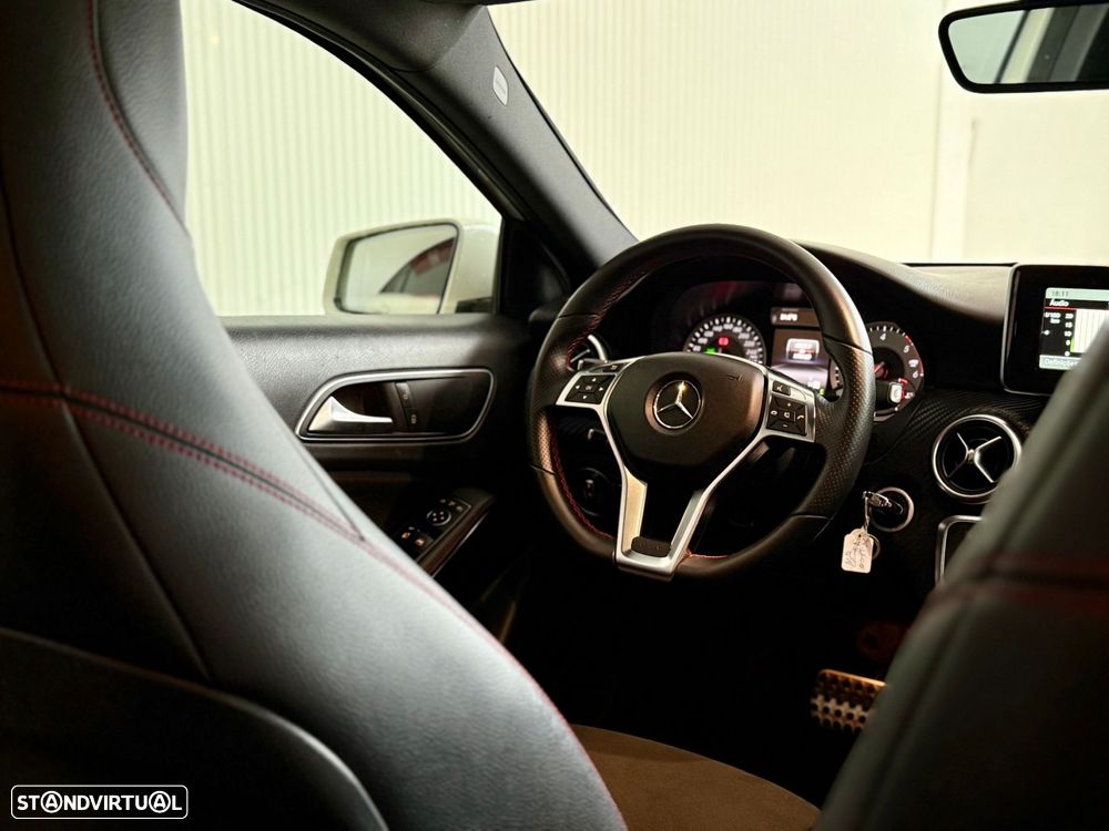 Mercedes-Benz A 180 d AMG Line Aut. - 12