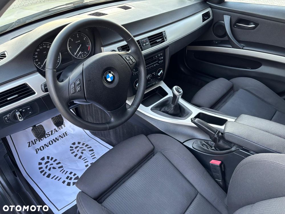 BMW Seria 3 318d DPF Edition Exclusive - 18