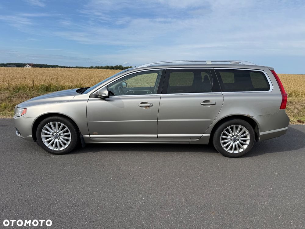 Volvo V70 2.0D Summum - 4