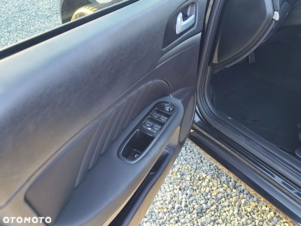 Alfa Romeo 159 2.0 JTDM 16V DPF - 12