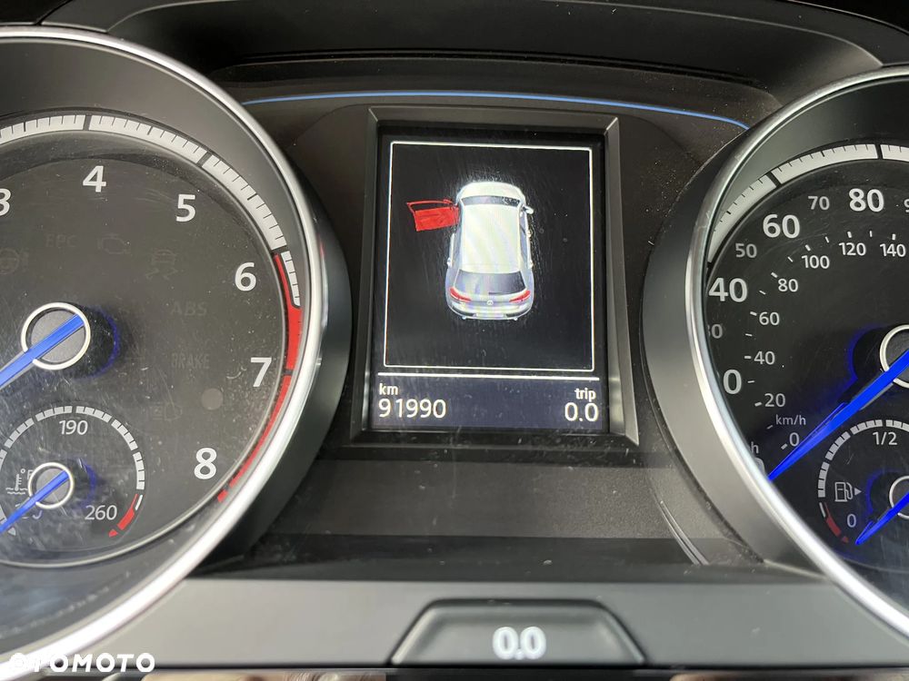 Volkswagen Golf - 15