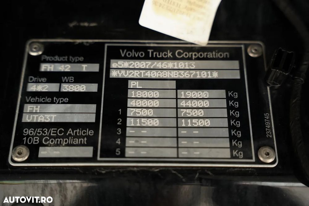 Volvo FH 500 / XXL / RETARDER / PUNGĂ JOSĂ / MEGA / ECHIPAMENT MAXIM / CONTRACT DE REPARAȚIE POST-SERVICE / - 38